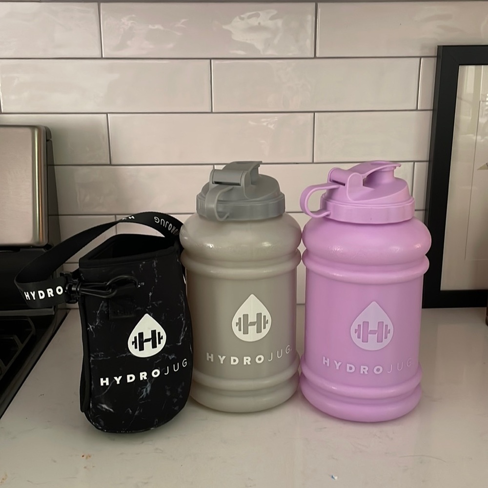 2 hydro jugs plus the sleeve